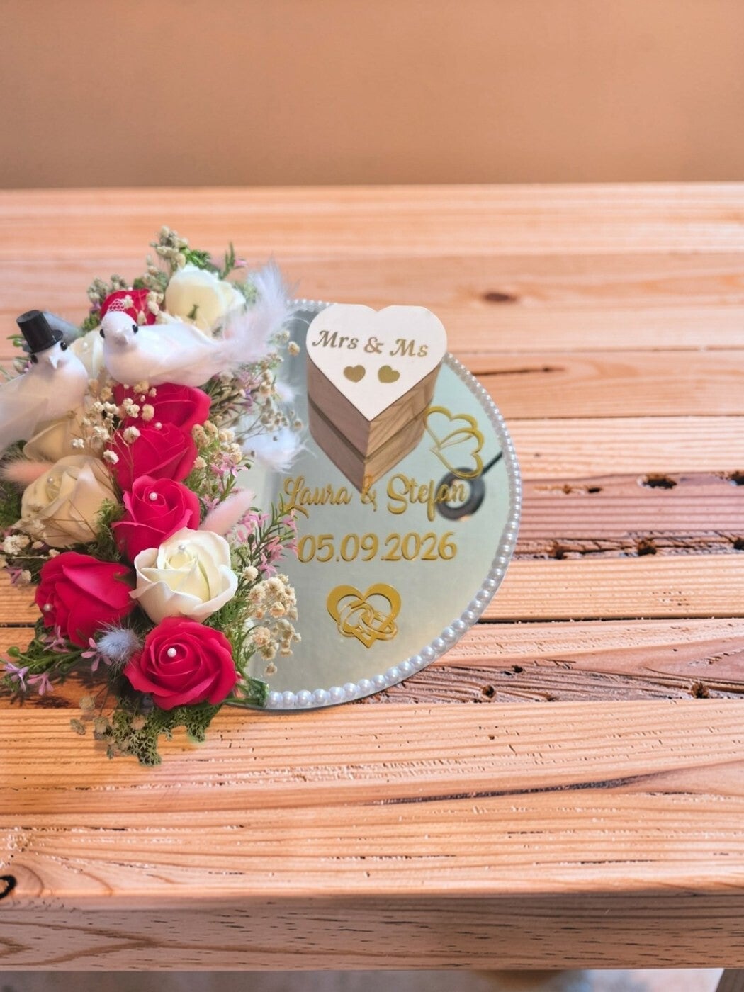 Ringspiegel mit Rosen