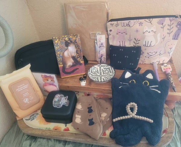 "The Vin" Curated Box