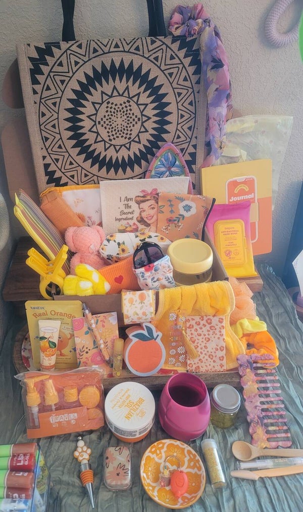 "The Ivy" Curated Box