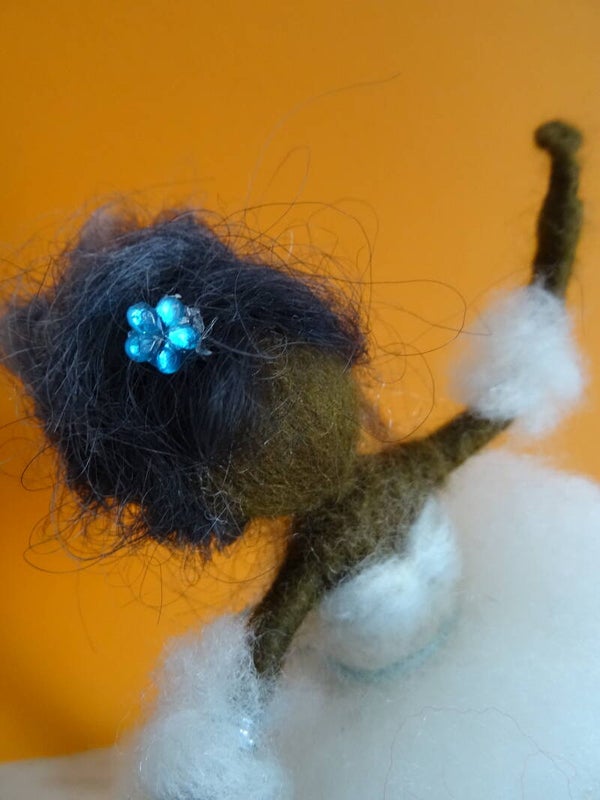 Nadelgefilzte Puppe Ballerina