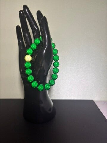 Elastisches Armband mit 10 mm Miracle Beads – Dunkelgrün