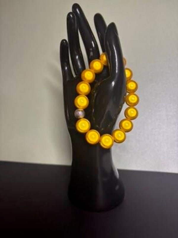 Elastisches Armband mit 10 mm Miracle Beads – Gelb