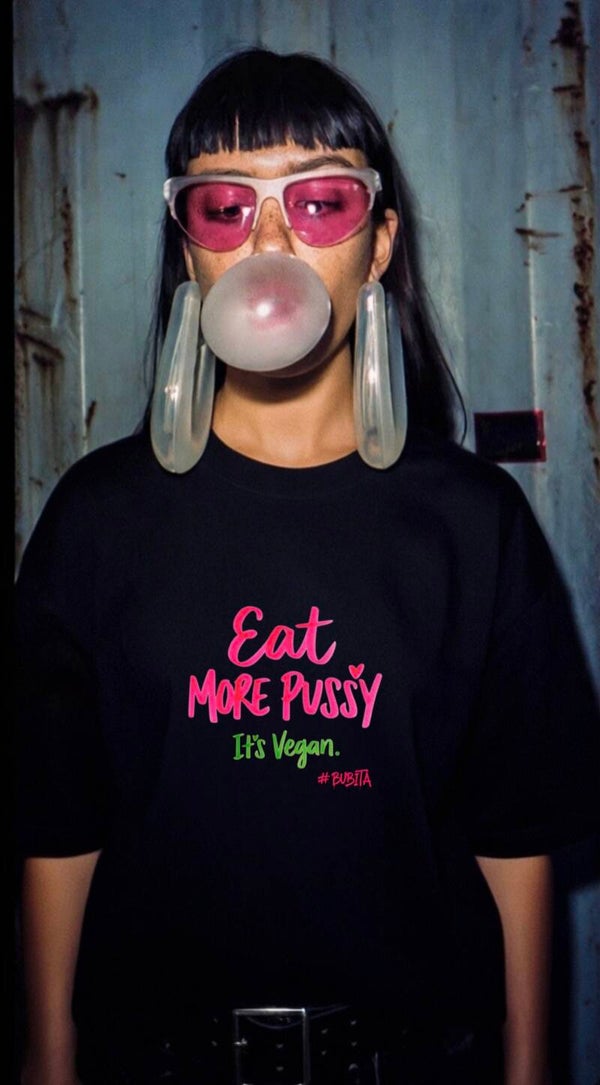 "VeganPussy" T-SHIRT