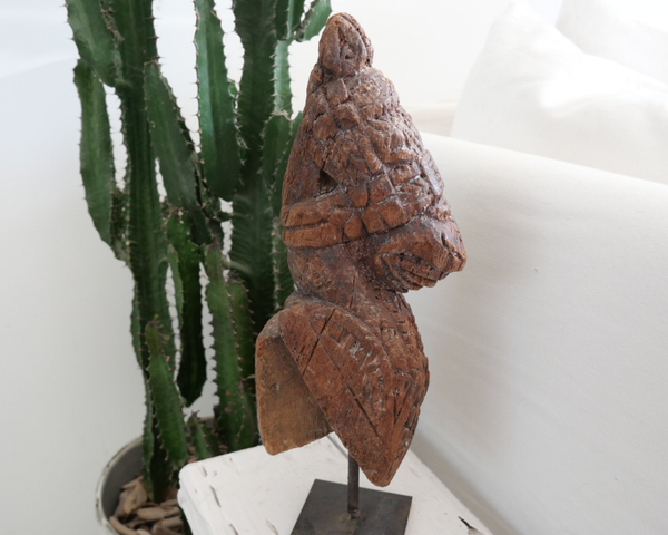 Uitgesneden damchiya paard