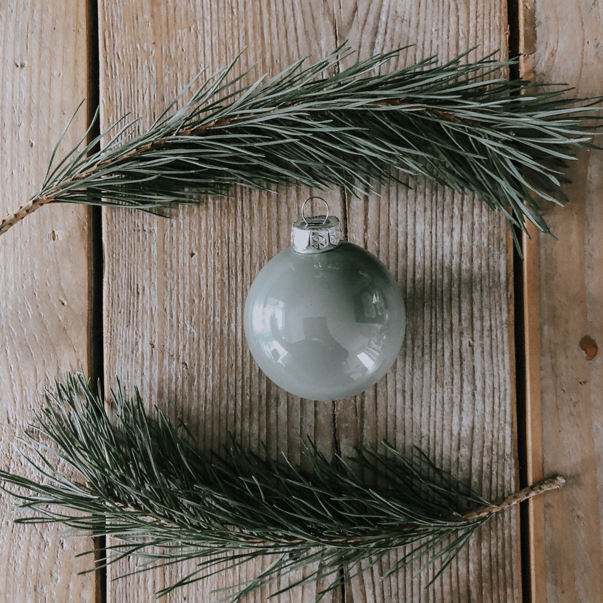 Kerstbal met naam - mint