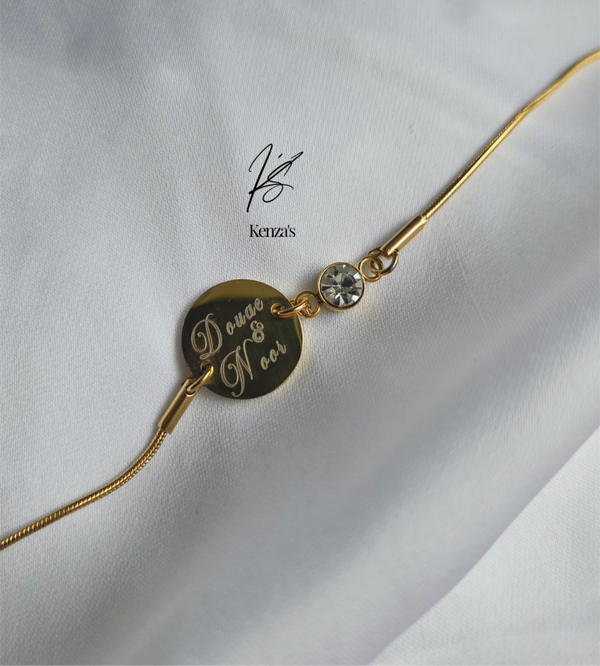 Engraving diamond bracelet