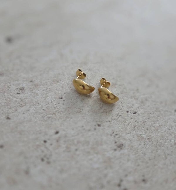 Trendy mini earrings