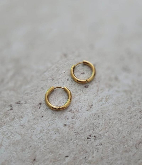 Mini hoop earrings