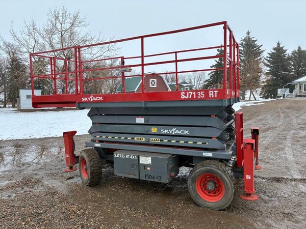 2008 skyjack 7135 RT 4x4