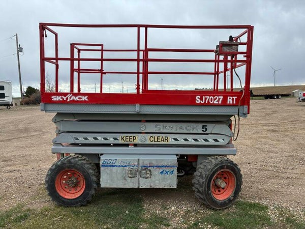 1999 skyjack 7027 RT 4x4