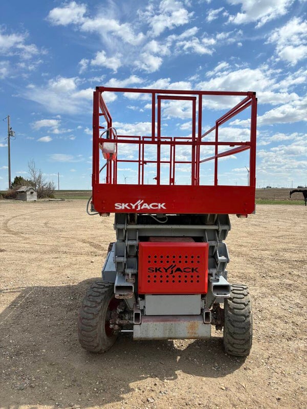 2004 skyjack 7135 RT