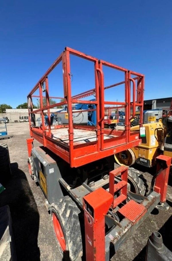 2016 skyjack 6826 RT 4x4