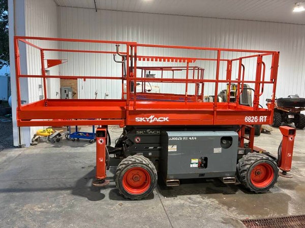 2018 skyjack 6826 RT 4x4 diesel