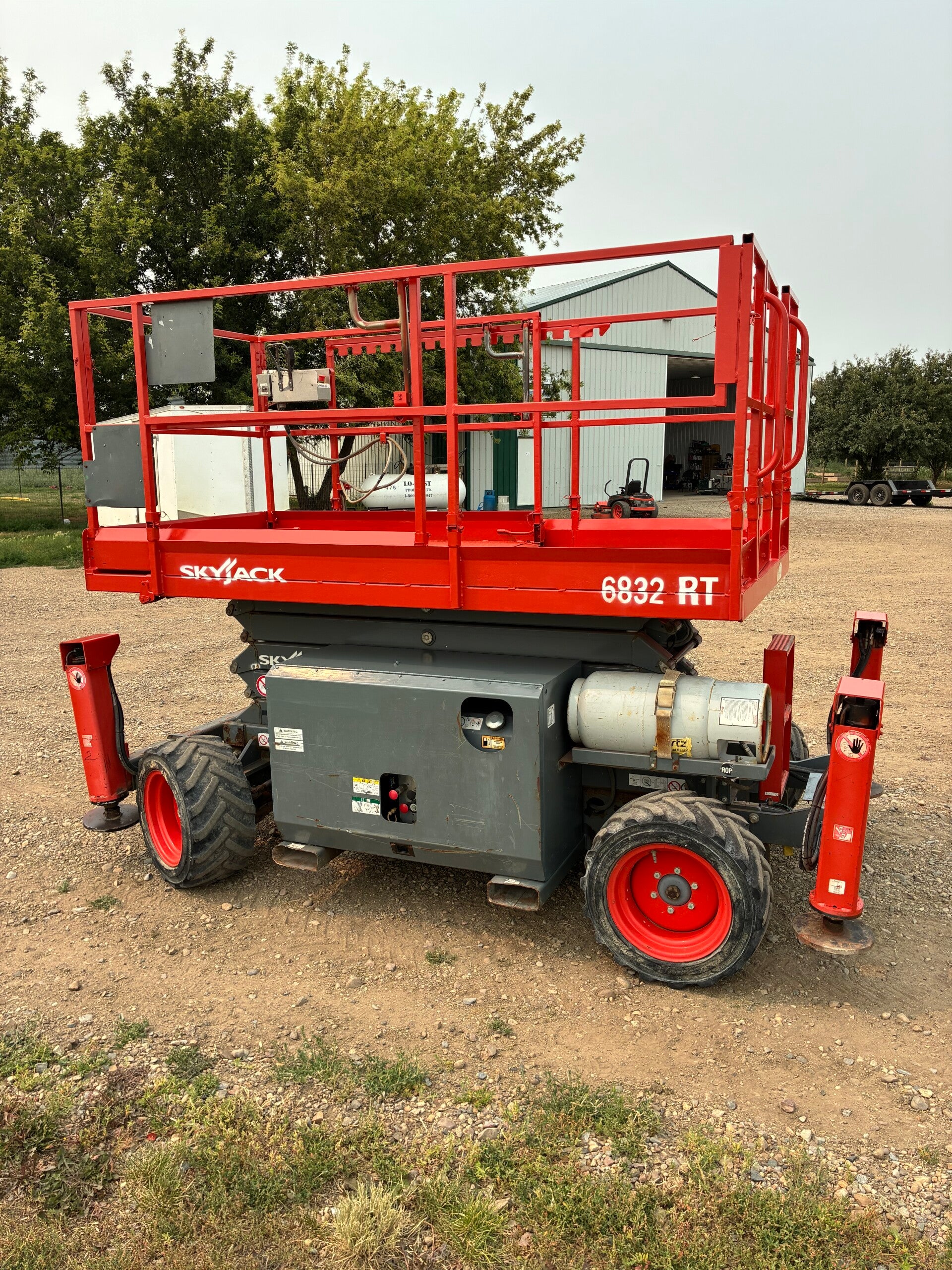 2016 skyjack 6832 RT