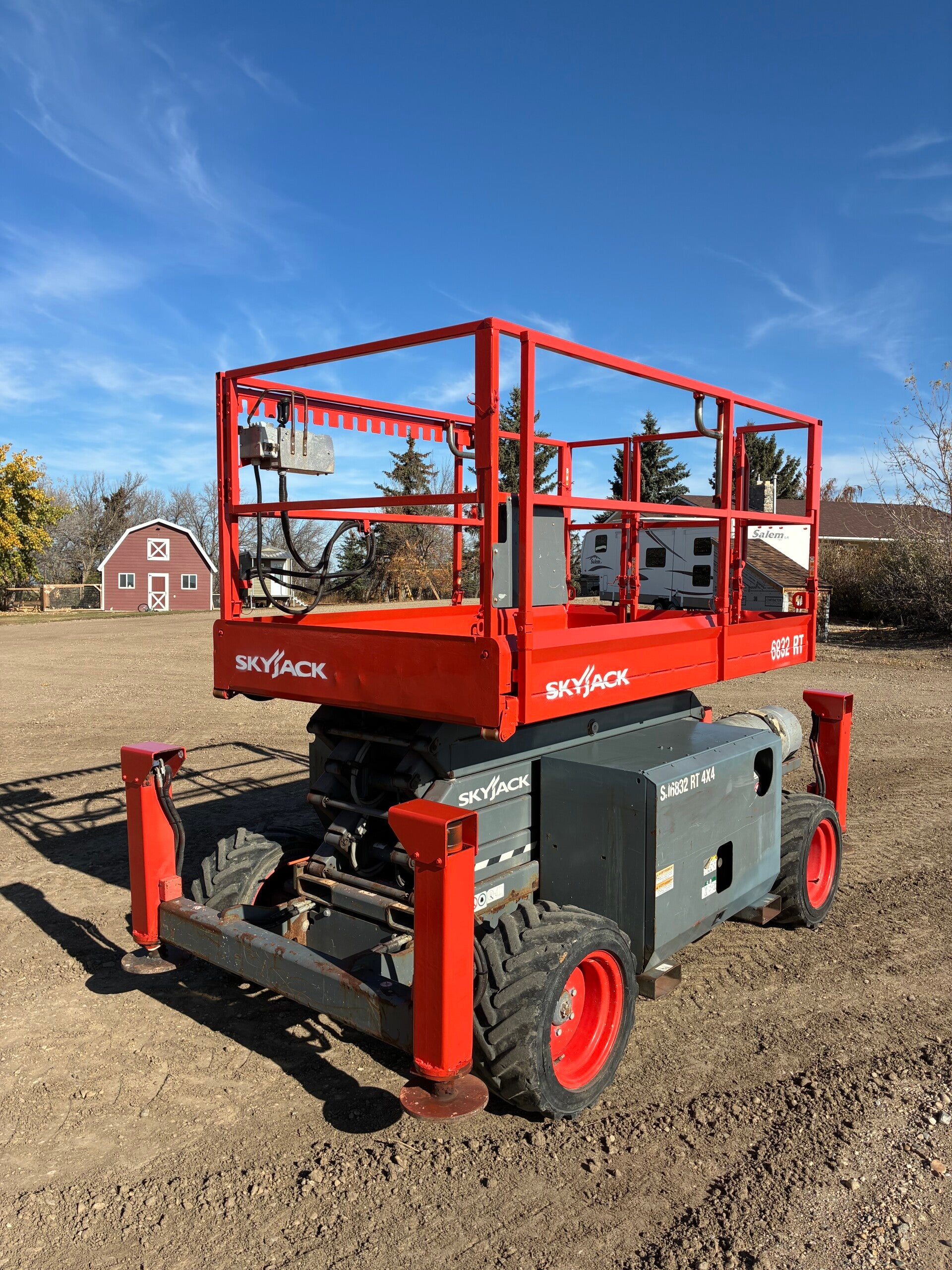 2018 skyjack 6832 RT scissor lift