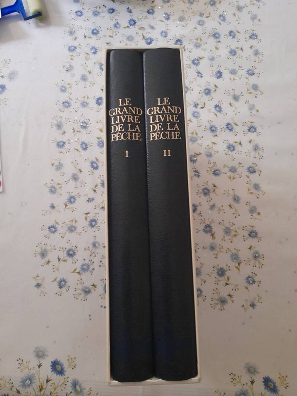 coffret 2 livres : Le grand livre de la pêche I et II /édito service /1975