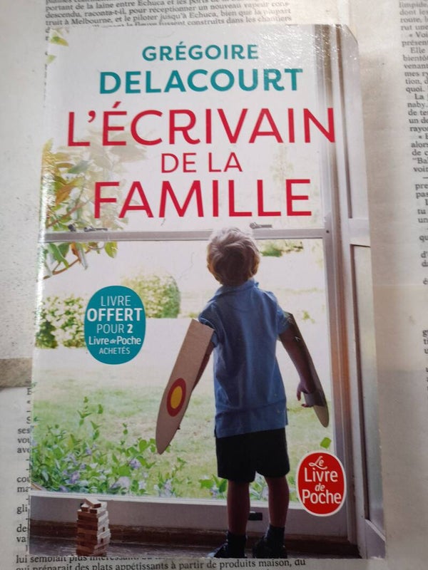 L'écrivain de famille - Grégoire Delacourt - Le livre de poche -2012