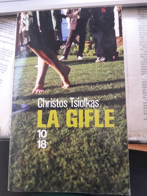 La gifle - Christos Tsiolkas - 10 18 -  2012 - Australie