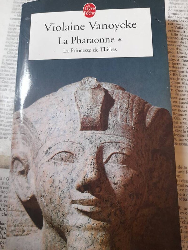 la pharaonne T1 La princesse de Thèbes - Violaine Vanoyeke - Le livre de poche -2005