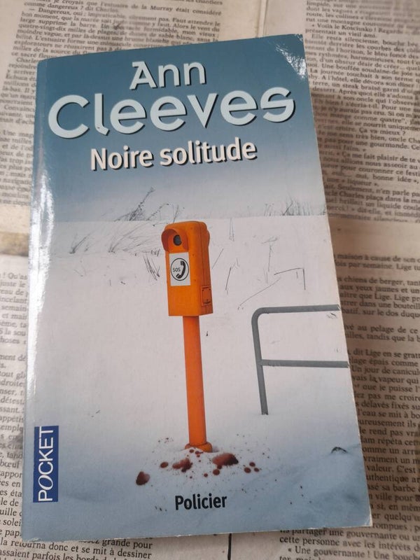 Noire solitude - Ann Cleeves -Pocket -2011