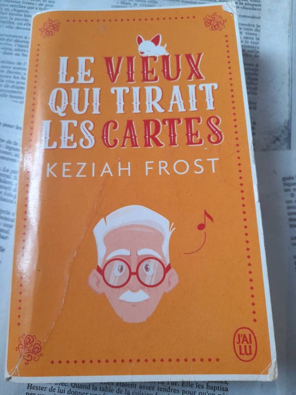 Le vieux qui tirait les cartes - Keziah Frost - J'ai lu - 2019