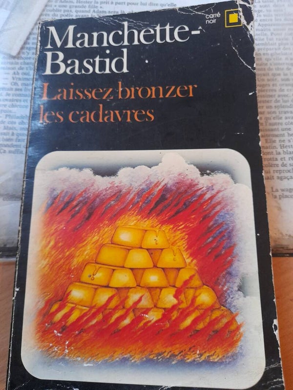 Laissez bronzer les cadavres - Manchette-Bastid - Carré noir - 1982