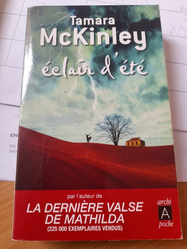 Eclair d'été de Mathilda de Tamara McKinley - Archi Poche - 2010 australie