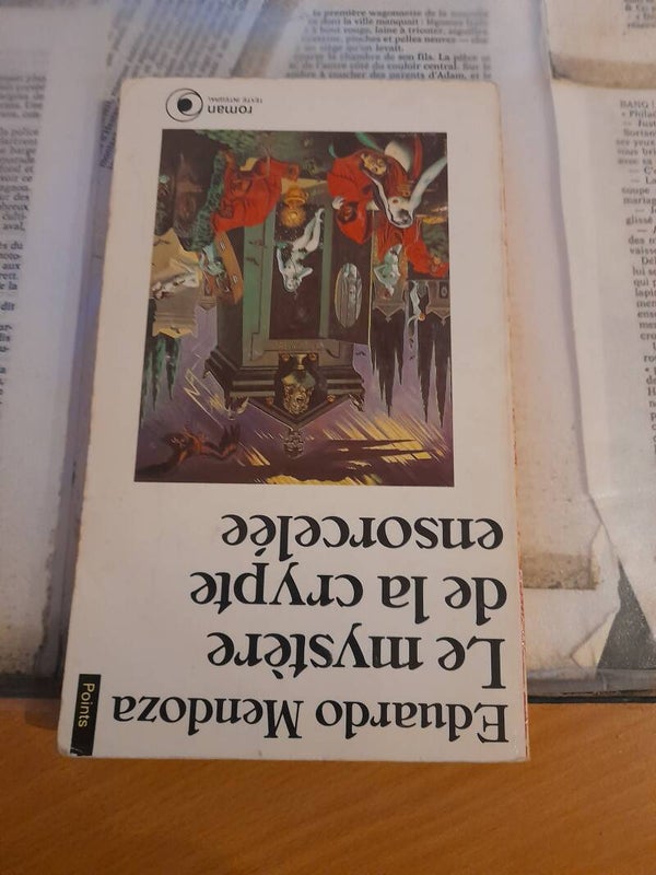 Le mystère de la crypte ensorcelée - Eduardo Mendoza - points  -1988 espagne