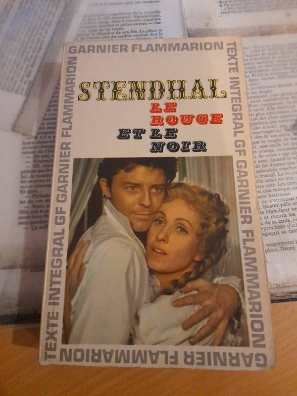 Le rouge et le noir- Stendhal - GF garnies flammarion - 1964