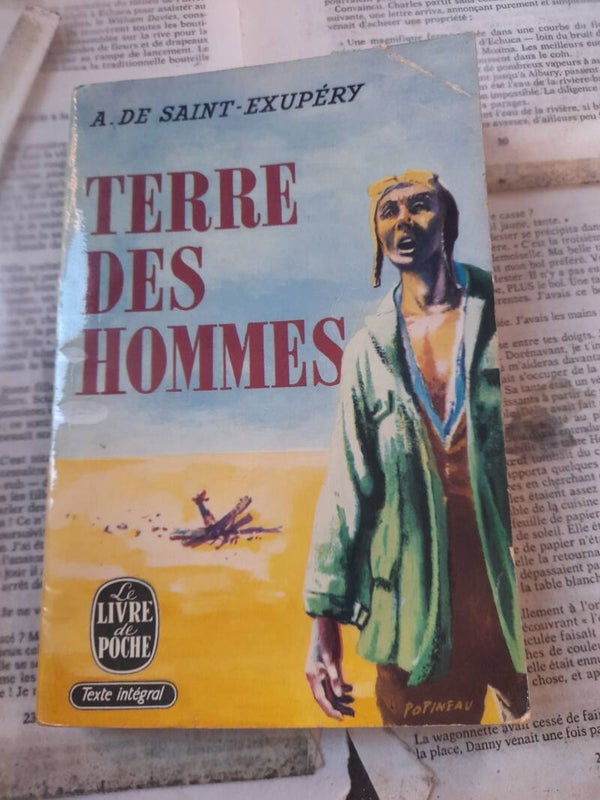 Terre des hommes- Antoine de Saint Exupéry - le livre de poche - 1969