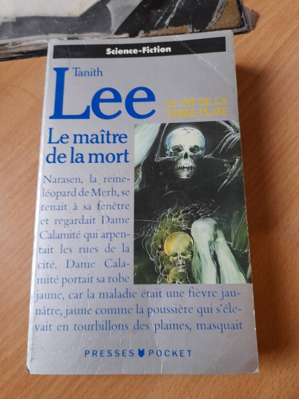 Le dit de la Terre plate T2 : Le maître de la mort - Tanith Lee - Presse Pocket -  198 angleterre