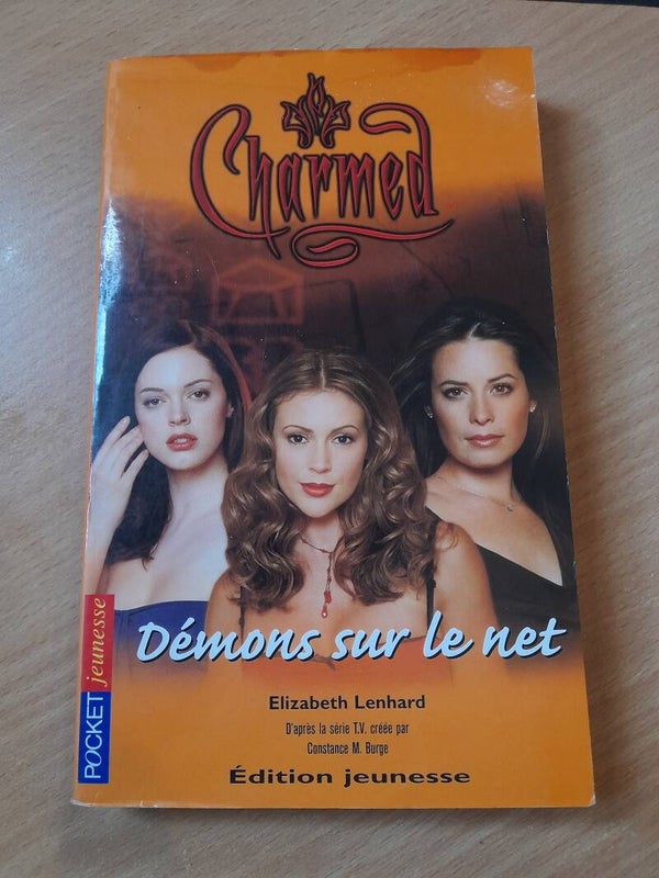 Charmed T14 demons sur le net - Elisabeth Lenhard - pocket jeunesse - 2004