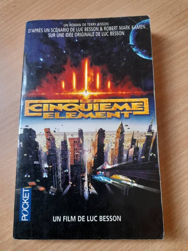Le cinquième élément - Terry Bisson - Pocket  - 1997