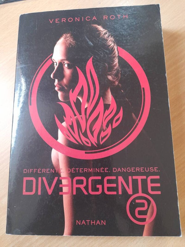 Divergente 2 - Veronica Roth - Nathan -2014