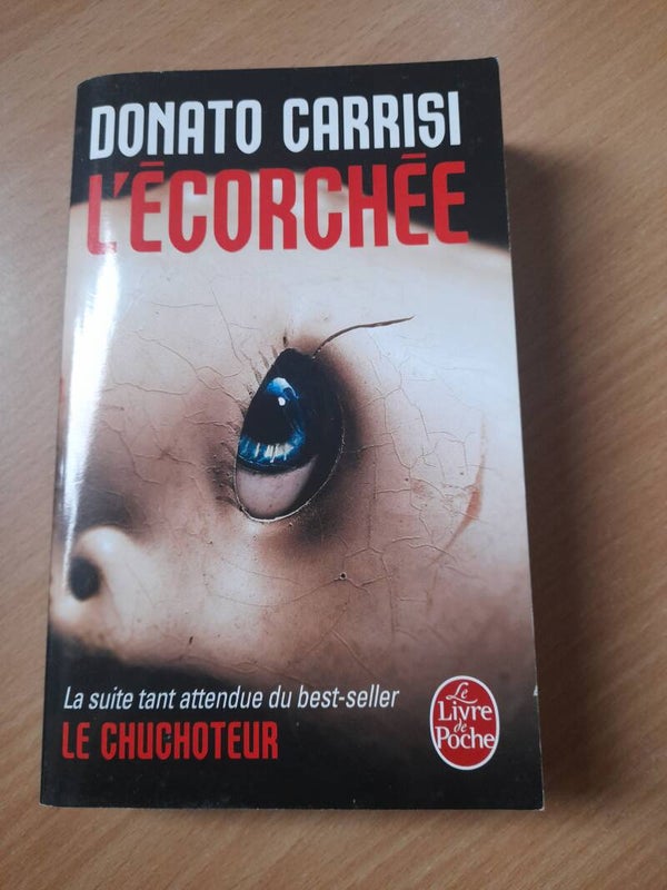 L'écorchée - Donato Carrisi - Le livre de poche  -  2014  Italie