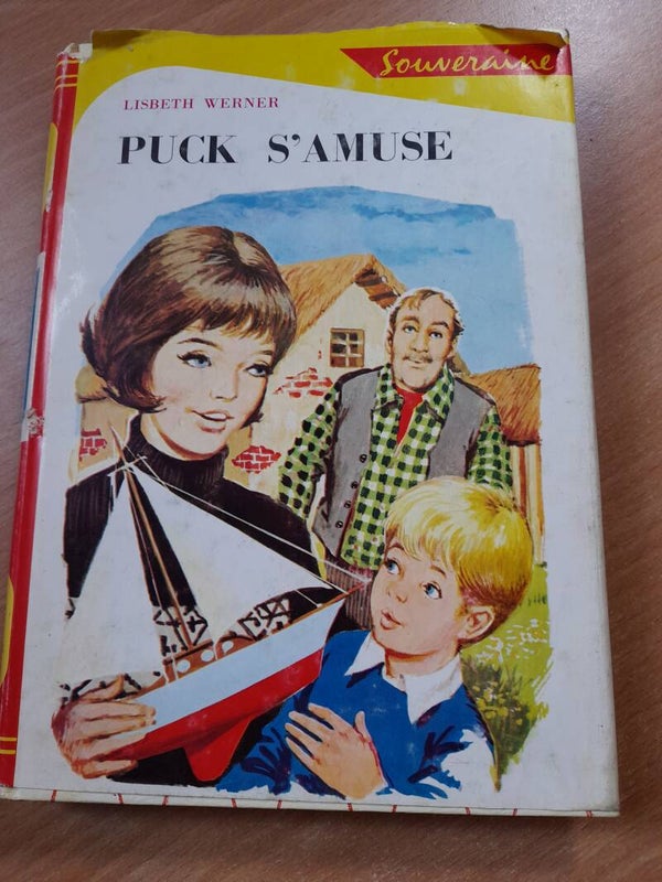 Puck s'amuse - Lisbeth Werner - rouge et or souveraine - 1967