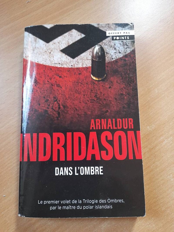 Dans l'ombre - Arnaldur Indridason - Points - 2023