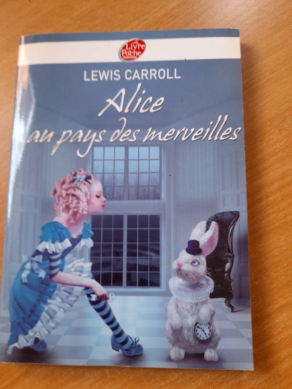 Alice au pays des merveilles - Lewis Carroll - Le livre de poche jeunesse - 2010
