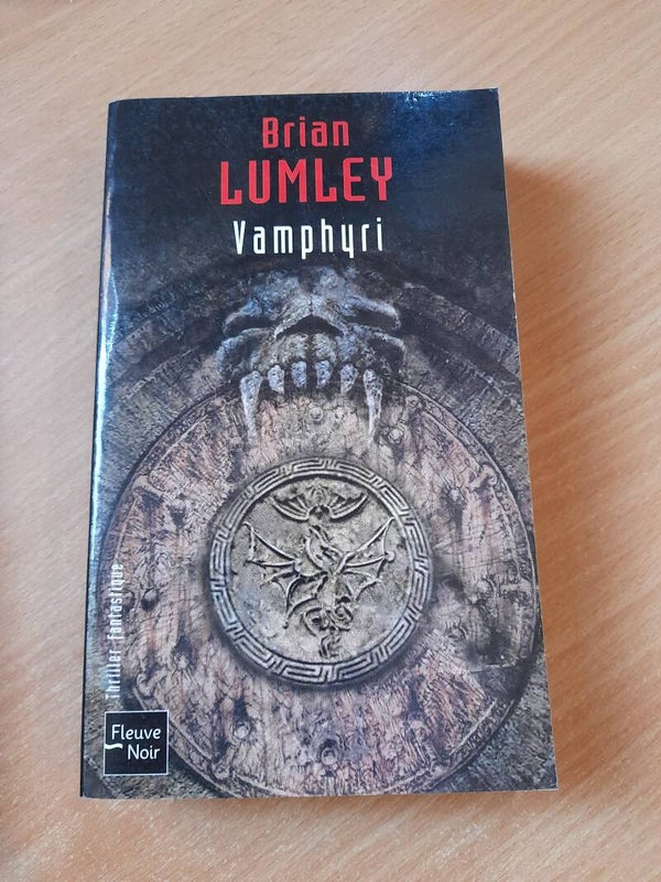Vamphyri - Brian Lumley - fleuve noir- 2004
