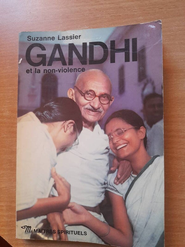 Gandhi et la non violence - Suzanne Lassier - maîtres spirituels - 1970