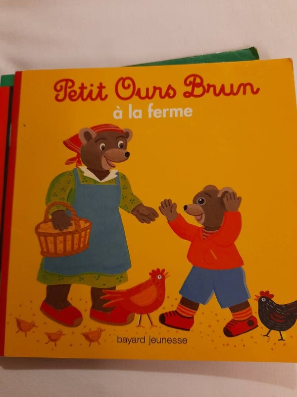 Petit ours brun à la ferme - Bayard poche - Popi pomme d'api -2011 de 2 à 6 ans