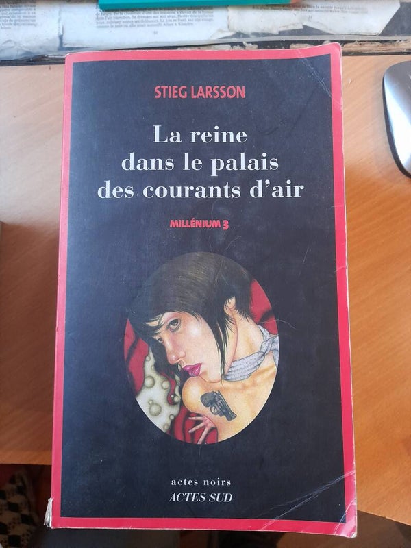 Millenium 3 : La reine dans le palais des courants d'air -Stieg Larsson  - actes noirs - 2007