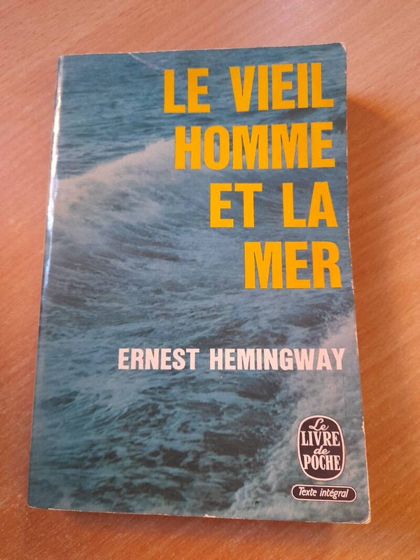 Le vieil homme et la mer - Ernest Hemingway  - le livre de poche -1966