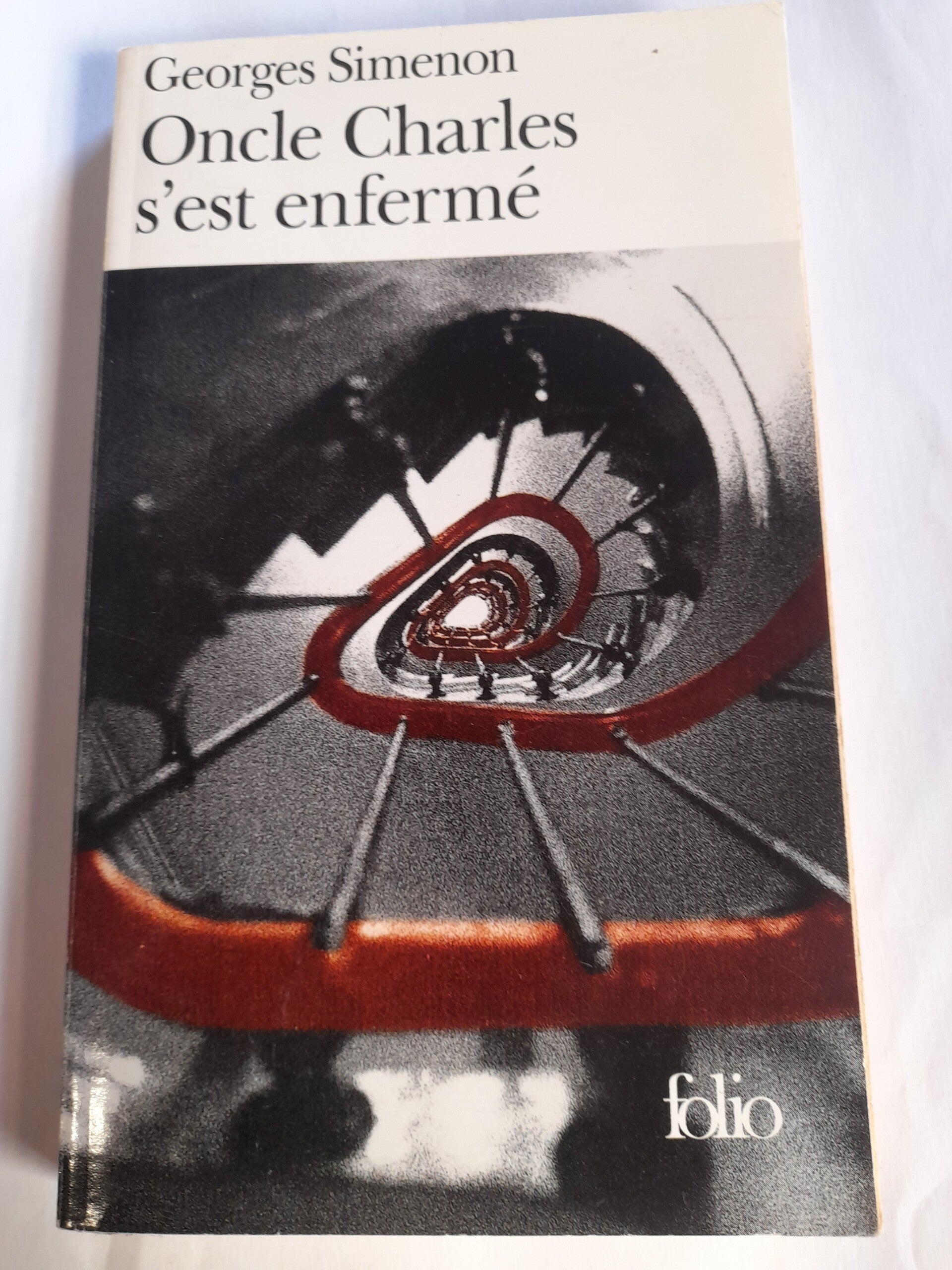 Oncle Charles s'est enfermé - George Simenon - folio -1998