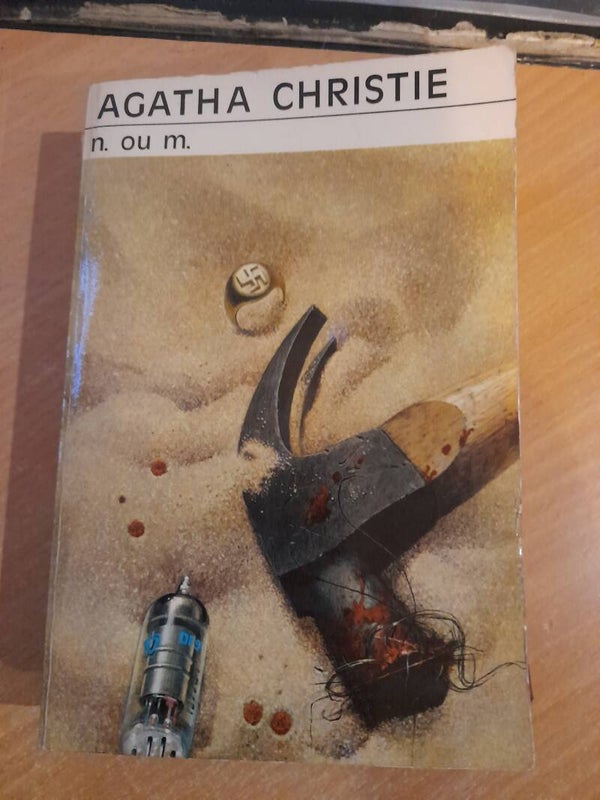 n. ou m. - Agatha Christie - club des masque - 1974
