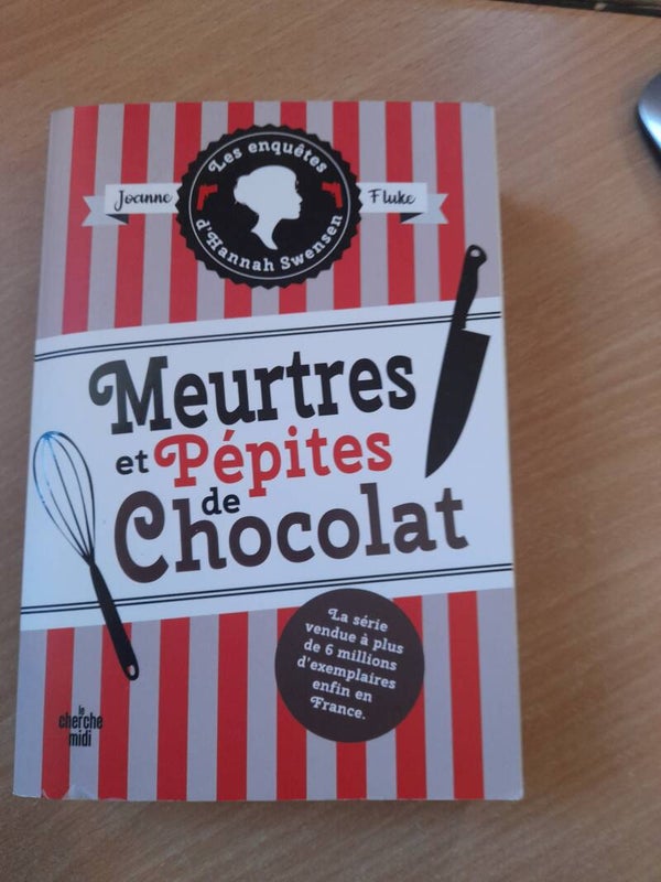 Les enquêtes d'Hannah Swenson : Meurtres et pépites de chocolats - Joanne Fluke - Cherche midi -2021