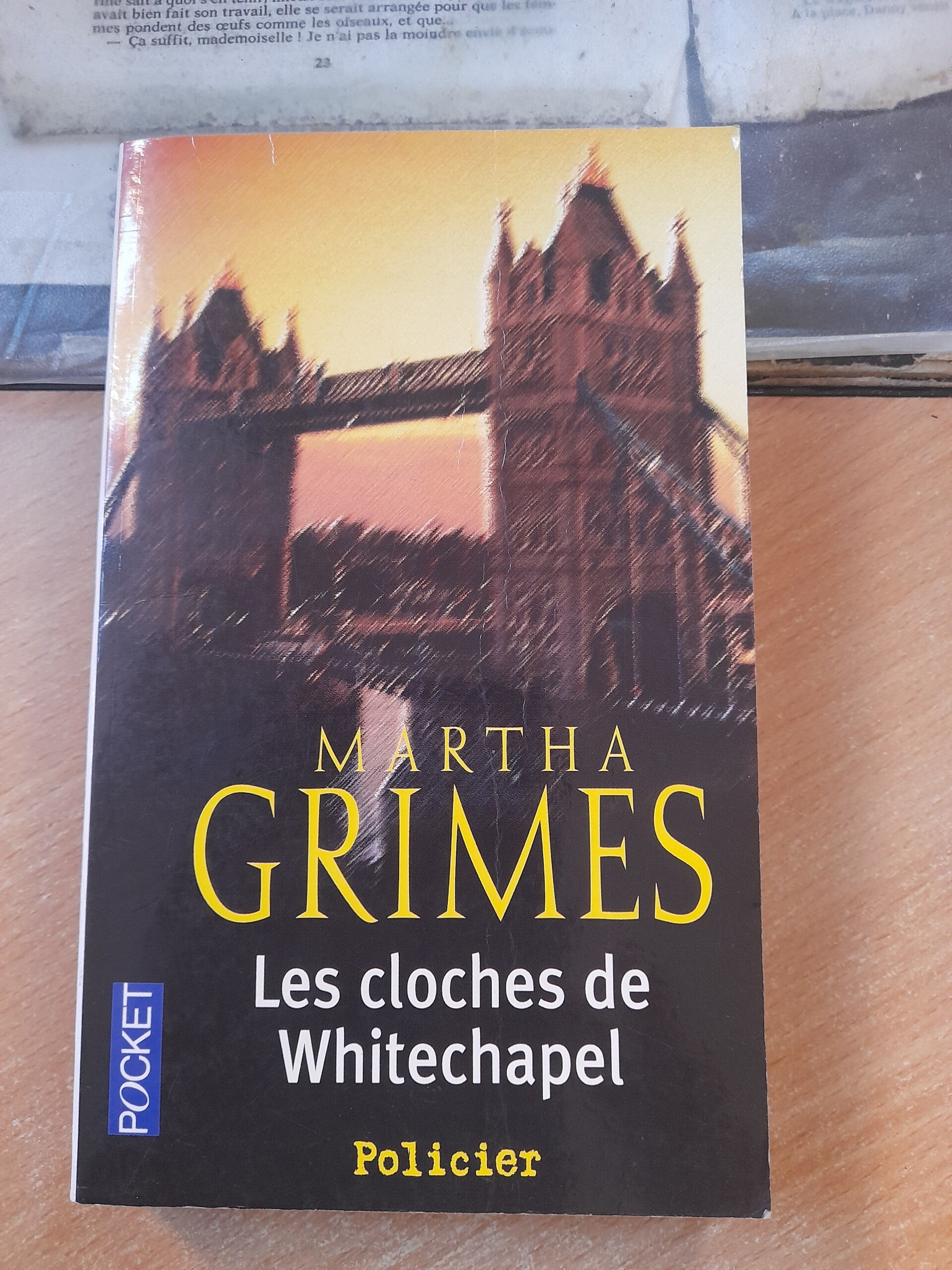 Les cloches de Whitechapel - Martha Grimes - Pocket -2004