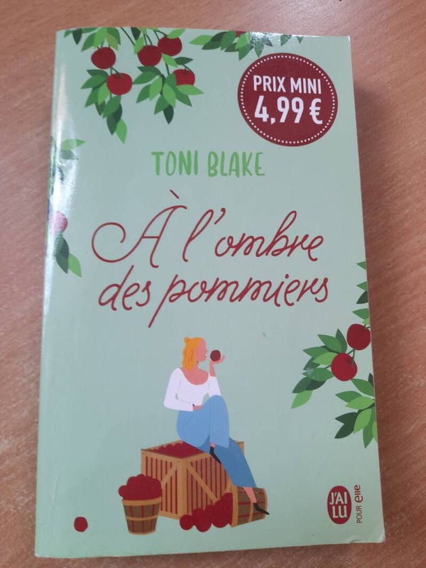 A l'ombre des pommiers - Toni Blake  - J'ai lu - 2023