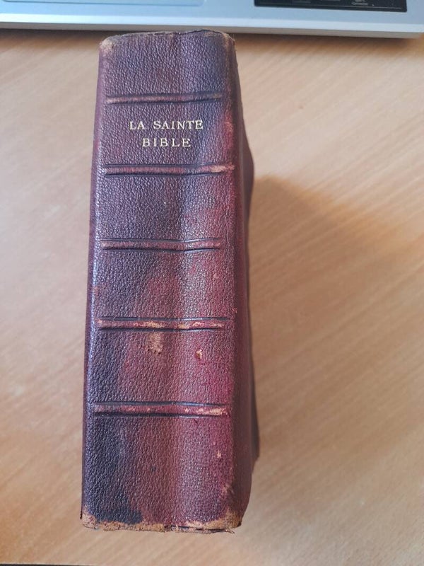 La sainte bible  ancien et nouveau testament version synodale -société biblique de france - 1911