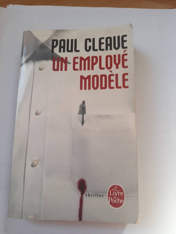 Un employé modèle - Paul Cleave - Le livre de poche  - 2011 nouvelle zelande